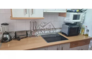 Piso en venta en Calle Fuengirola, 11